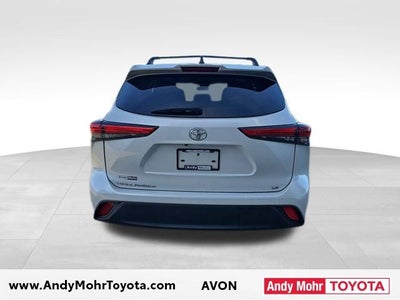 2022 Toyota Highlander LE