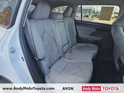 2022 Toyota Highlander LE