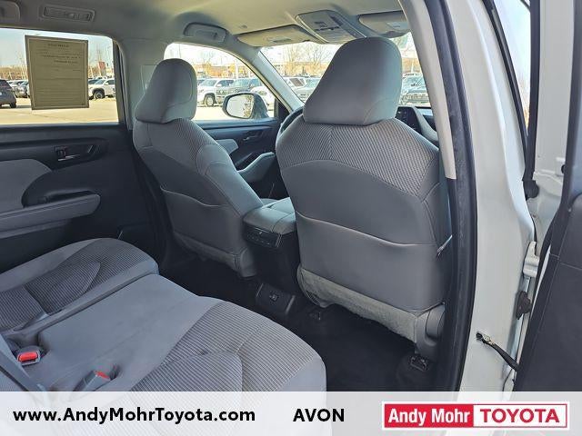 2022 Toyota Highlander LE