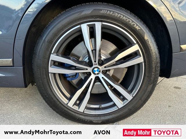 2021 BMW X7 M50i
