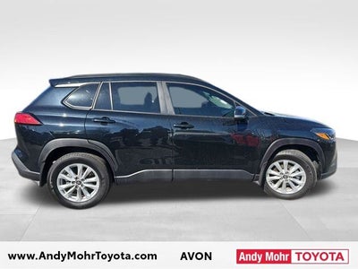 2025 Toyota Corolla Cross LE