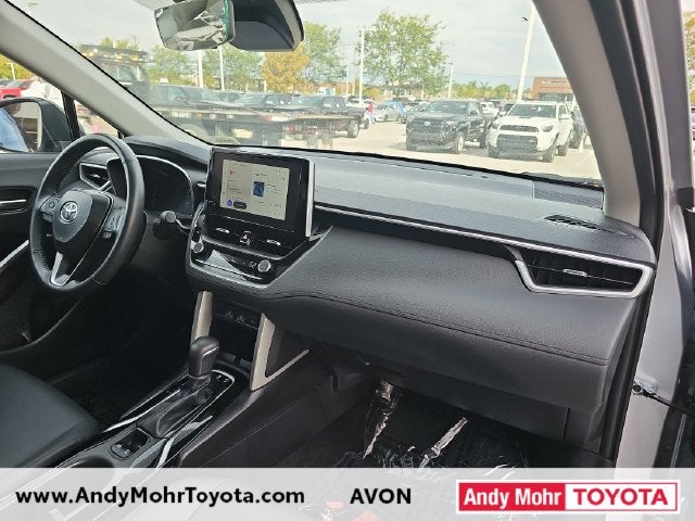 2025 Toyota Corolla Cross XLE