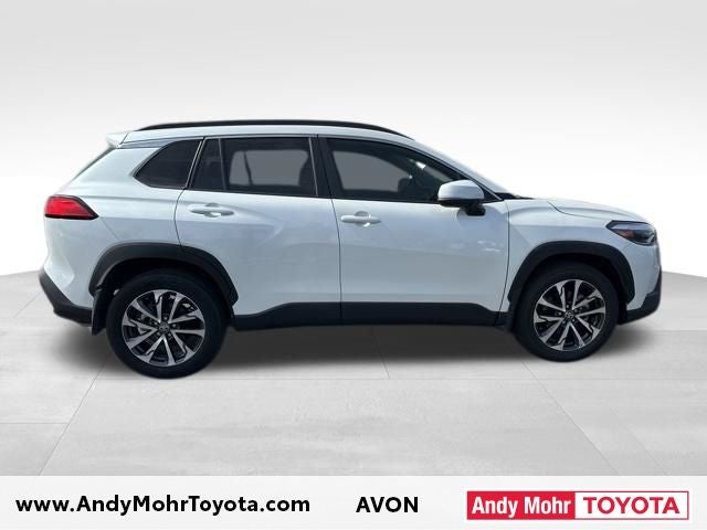 2024 Toyota Corolla Cross XLE