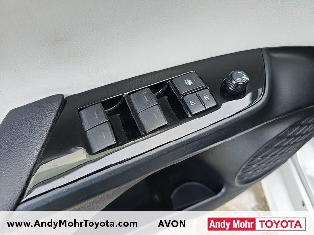 2019 Toyota Prius LE