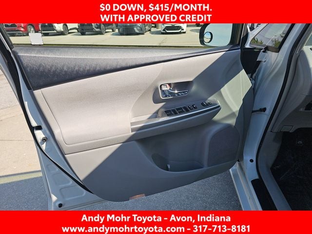 2016 Toyota Prius v Two