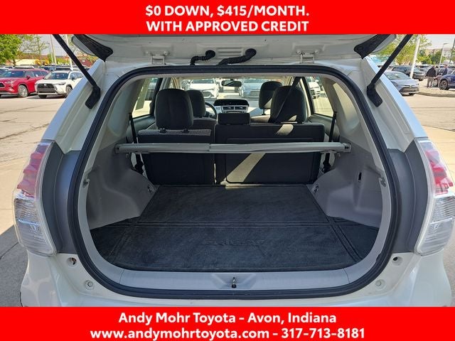 2016 Toyota Prius v Two