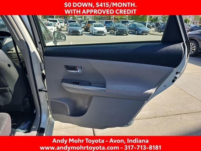 2016 Toyota Prius v Two