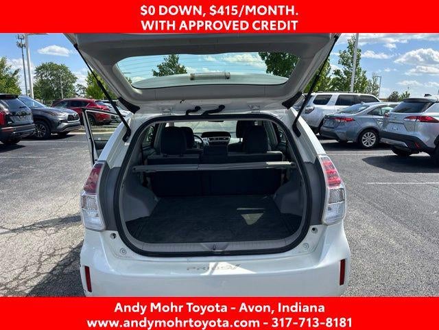 2016 Toyota Prius v Two