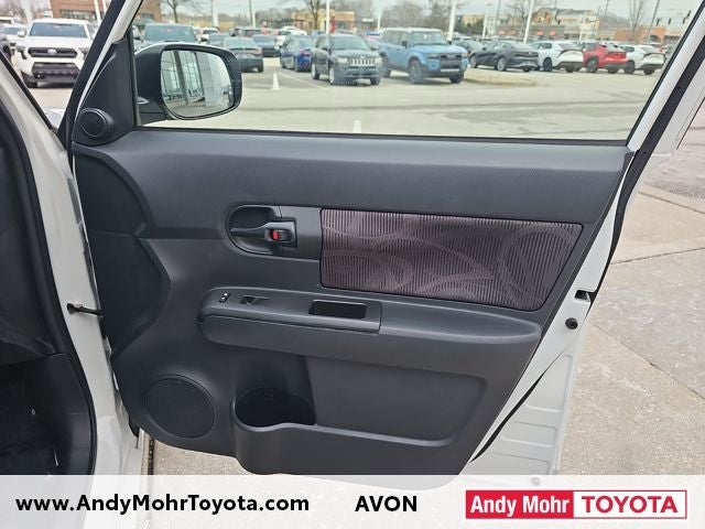 2014 Scion xB Base