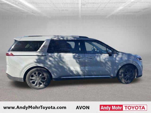 2023 Kia Carnival SX