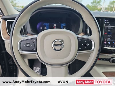2022 Volvo XC60 B5 Momentum