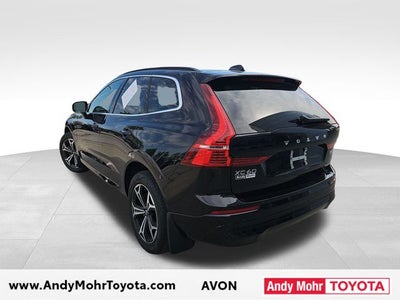 2022 Volvo XC60 B5 Momentum