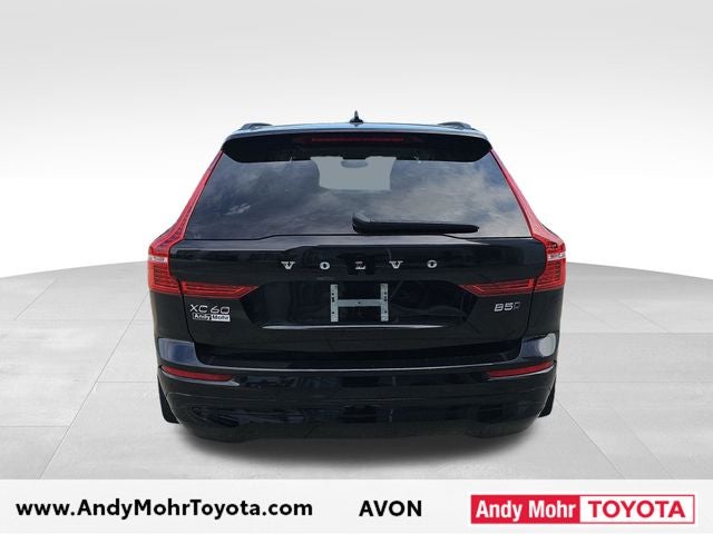2022 Volvo XC60 B5 Momentum