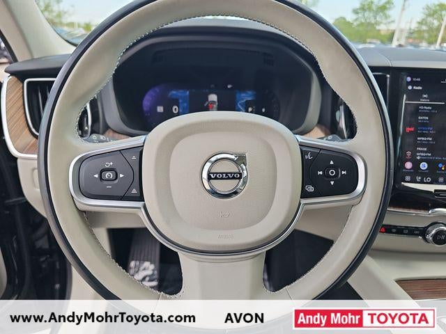 2022 Volvo XC60 B5 Momentum