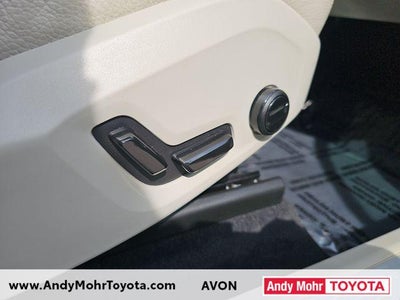 2022 Volvo XC60 B5 Momentum