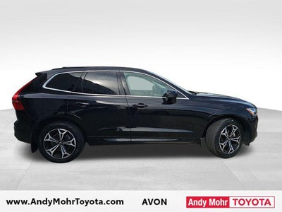 2022 Volvo XC60 B5 Momentum