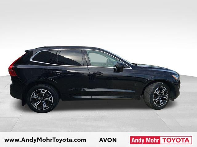 2022 Volvo XC60 B5 Momentum