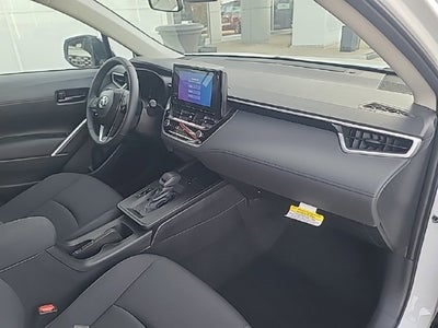 2026 Toyota Corolla Cross LE